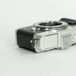 OLYMPUS PEN E-P5 ボディ シルバー OLYMPUS PEN E-P5 ボディ シルバー