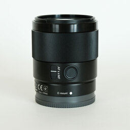 SONY FE 35mm F1.8 SEL35F18F