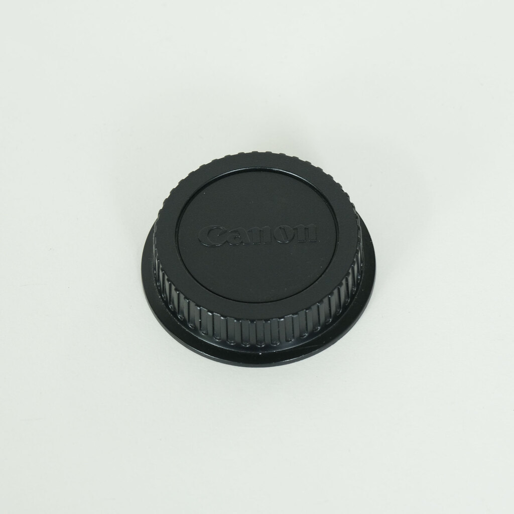 Canon EF-S10-18mm F4.5-5.6 IS STM