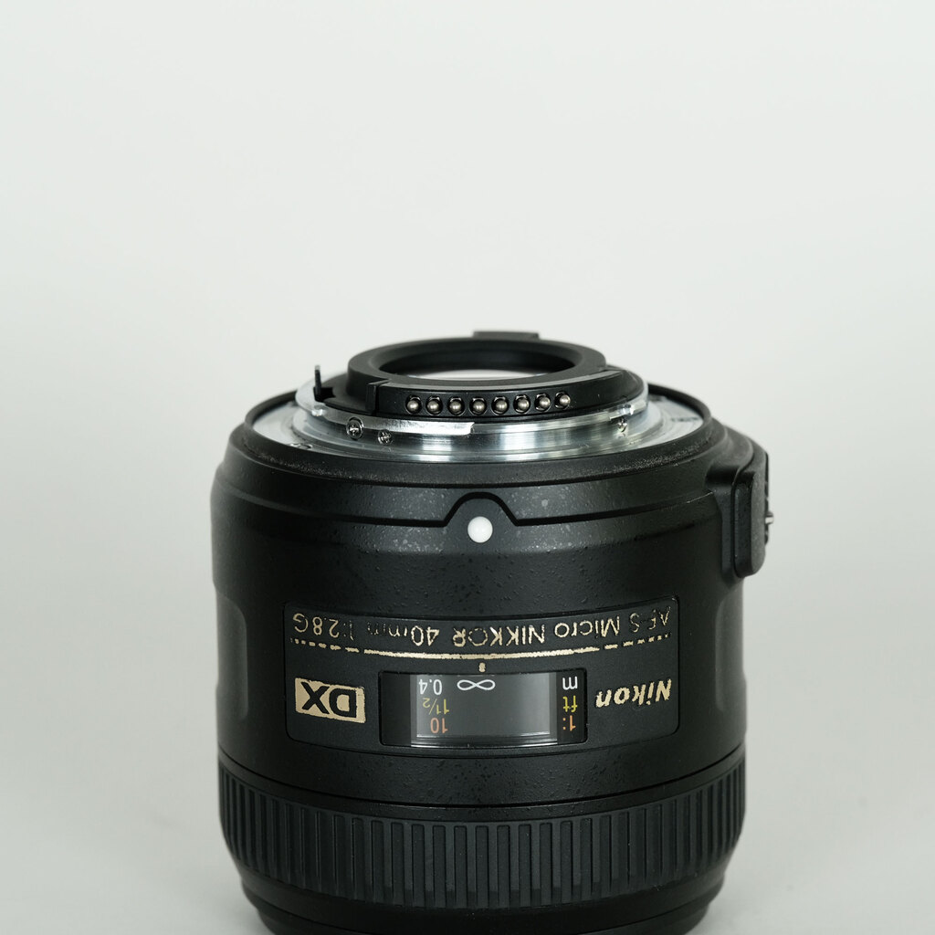 Nikon AF-S DX Micro NIKKOR 40mm f/2.8G