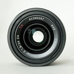 SONY Sonnar T* E 24mm F1.8 ZA SEL24F18Z