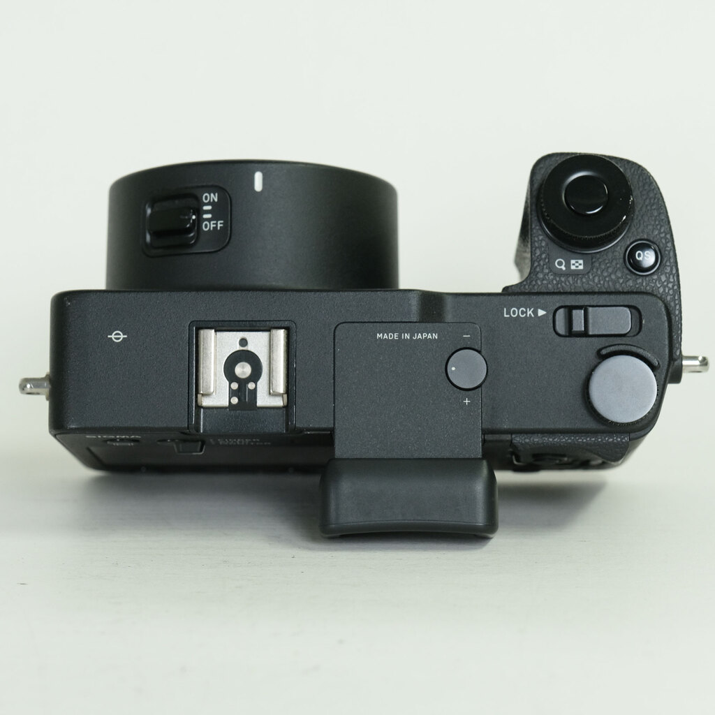 SIGMA sd Quattro