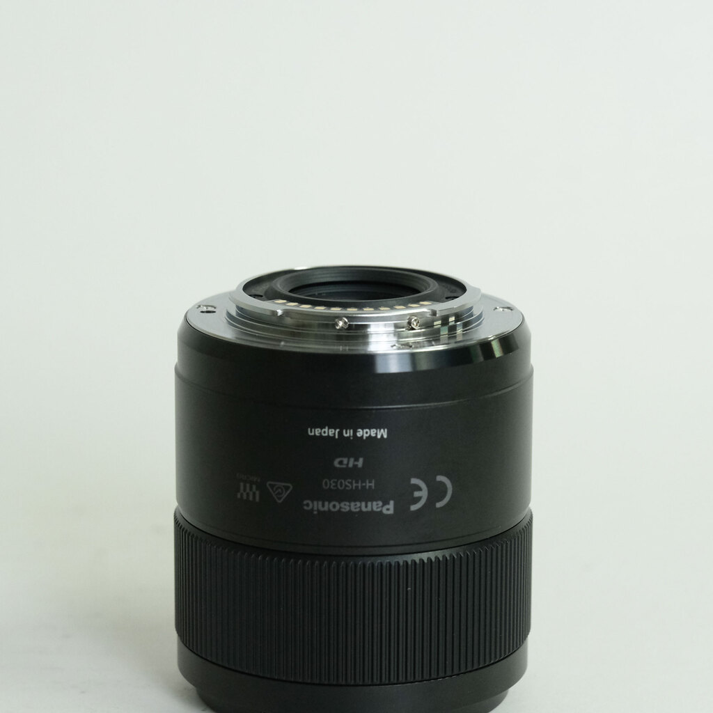 Panasonic LUMIX G MACRO 30mm F2.8 ASPH. MEGA O.I.S.