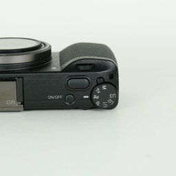 RICOH GR IIIx RICOH GR IIIx