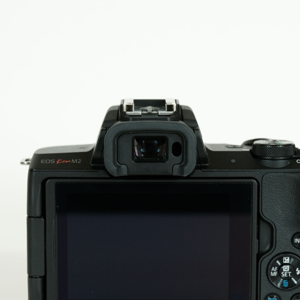 Canon EOS Kiss M2