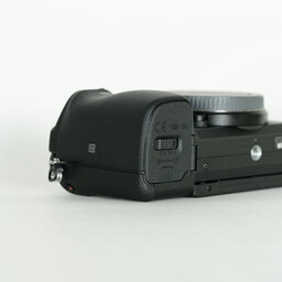 SONY α6400（ILCE-6400）