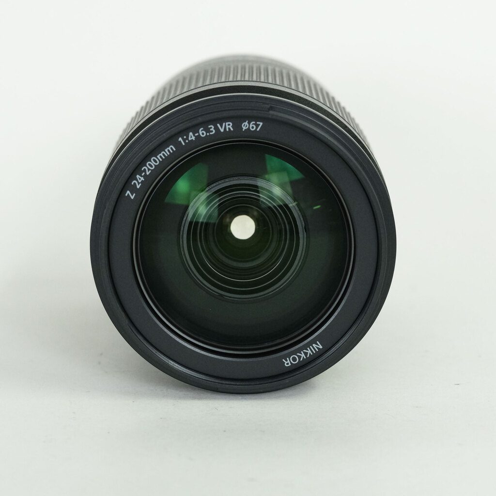 Nikon NIKKOR Z 24-200mm f/4-6.3 VR Nikon NIKKOR Z 24-200mm f/4-6.3 VR
