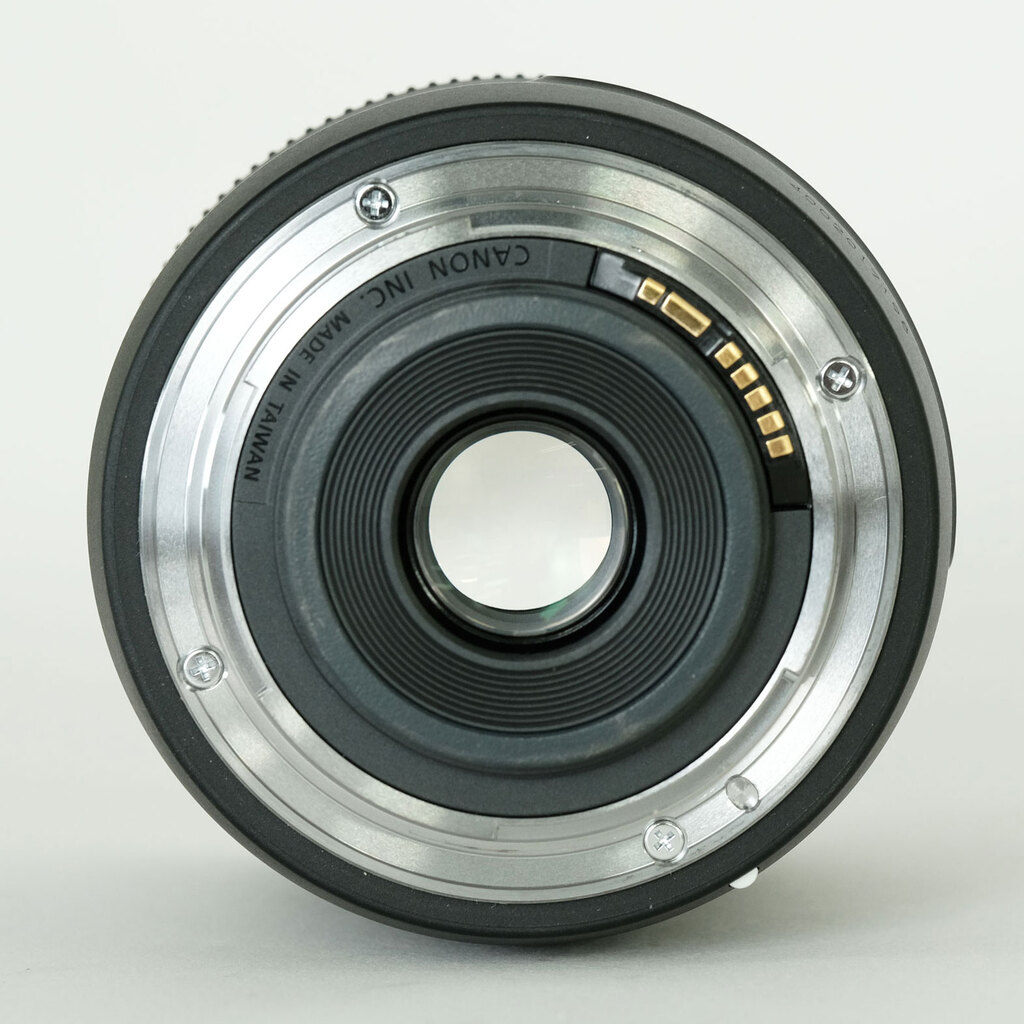 Canon EF-S18-135mm F3.5-5.6 IS USM