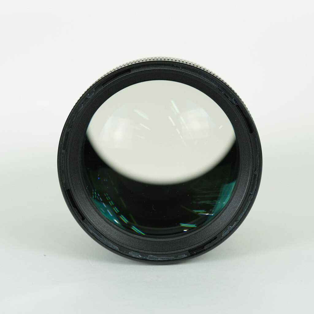 SONY FE 135mm F1.8 GM SEL135F18GMの出品 | ONE SCENE（ワンシーン）
