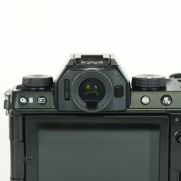 FUJIFILM X-S10