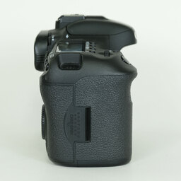 Canon EOS 7D Mark II Canon EOS 7D Mark II