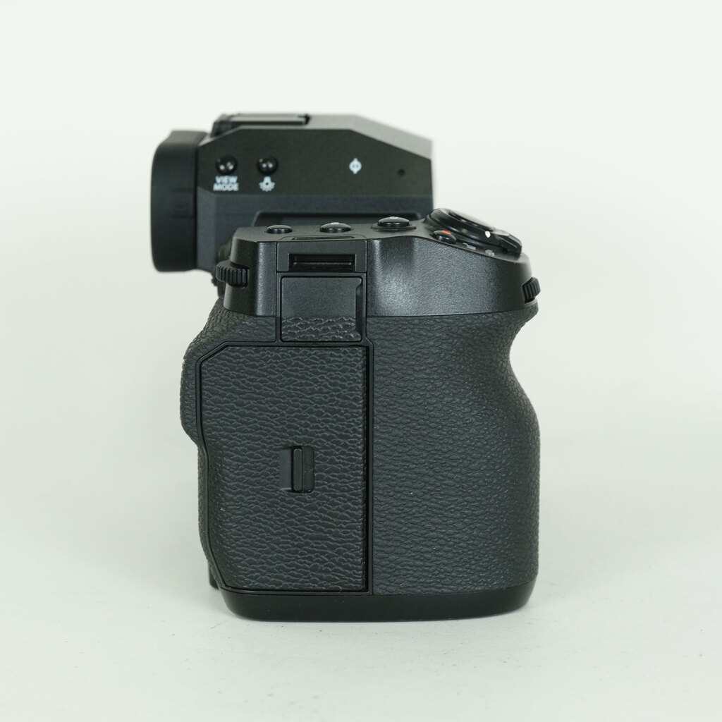 FUJIFILM X-H2 FUJIFILM X-H2
