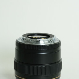 Canon EF85mm F1.8 USM