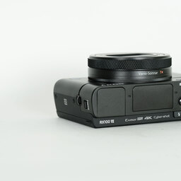 SONY Cyber-shot DSC-RX100M7