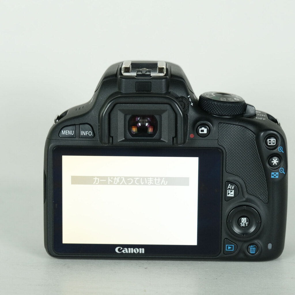 Canon EOS Kiss X7