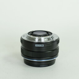 OLYMPUS M.ZUIKO DIGITAL 17mm F1.8