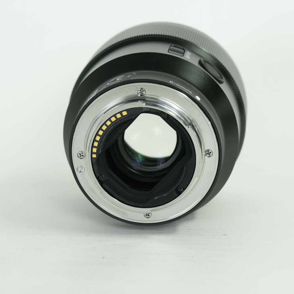 SONY FE 85mm F1.8 SEL85F18