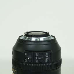 Nikon AF-S NIKKOR 28-300mm f/3.5-5.6G ED VR Nikon AF-S NIKKOR 28-300mm f/3.5-5.6G ED VR