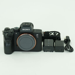 SONY α7 III(ILCE-7M3) SONY α7 III(ILCE-7M3)