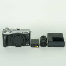 Canon EOS M6
