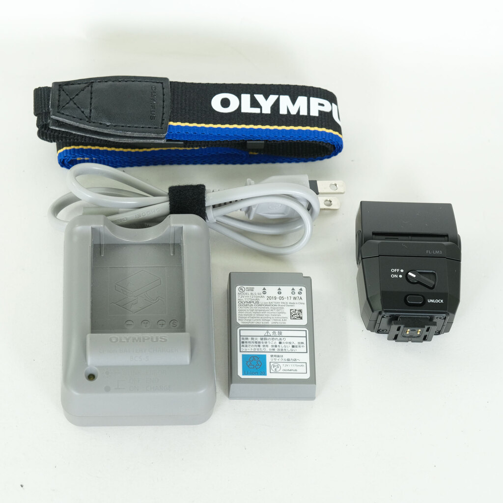 OLYMPUS OM-D E-M5 Mark III