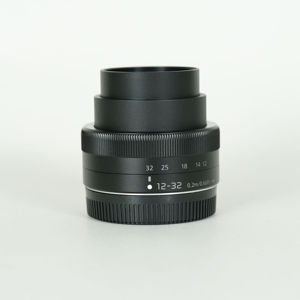 Panasonic LUMIX G VARIO 12-32mm / F3.5-5.6 ASPH. / MEGA O.I.S.