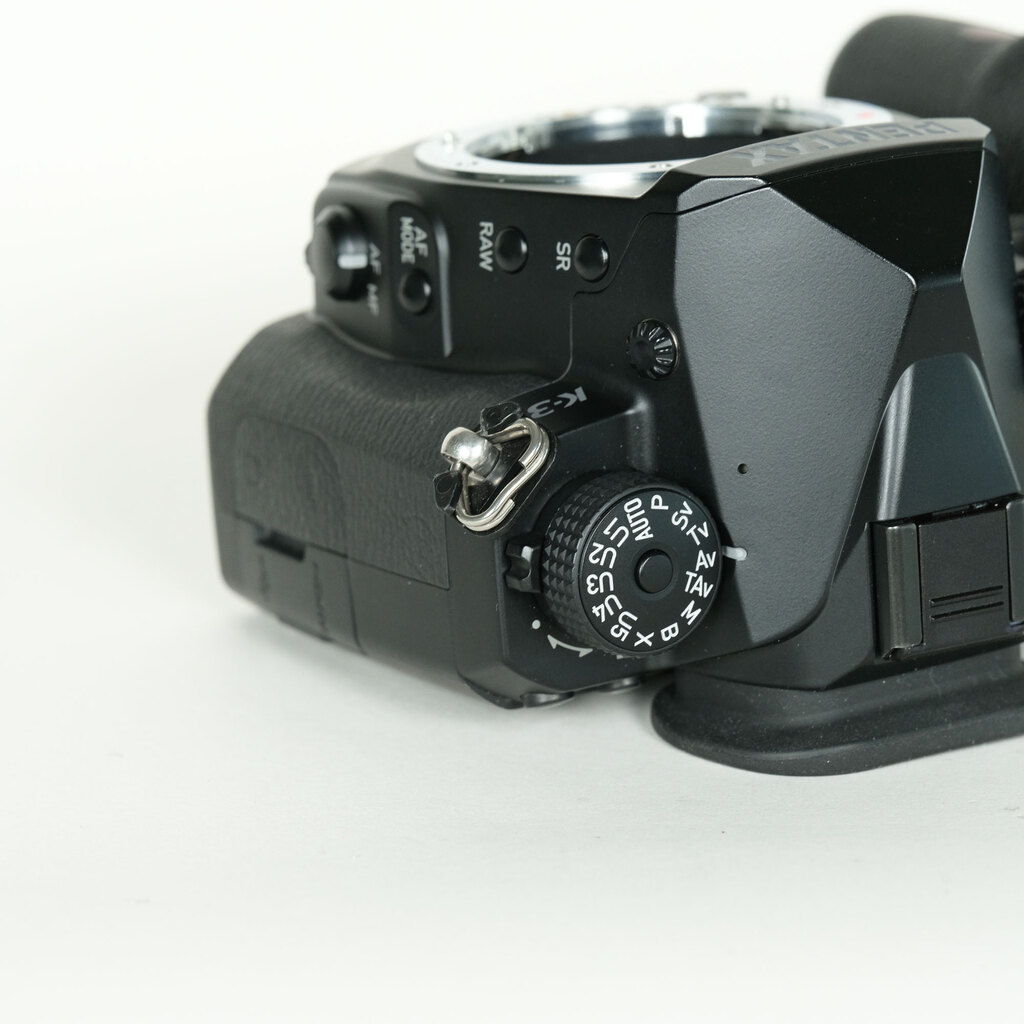 PENTAX K-3 Mark III Monochrome PENTAX K-3 Mark III Monochrome