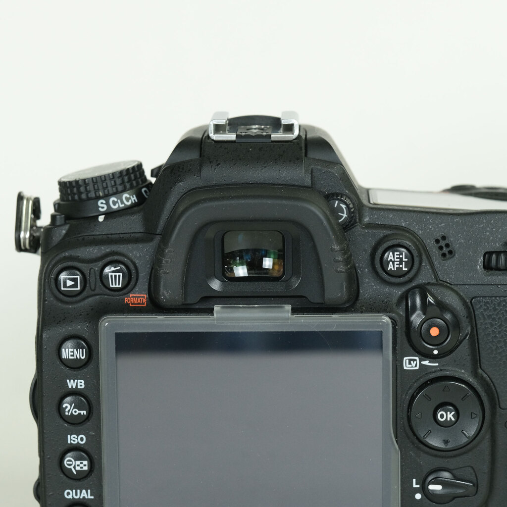 Nikon D7000