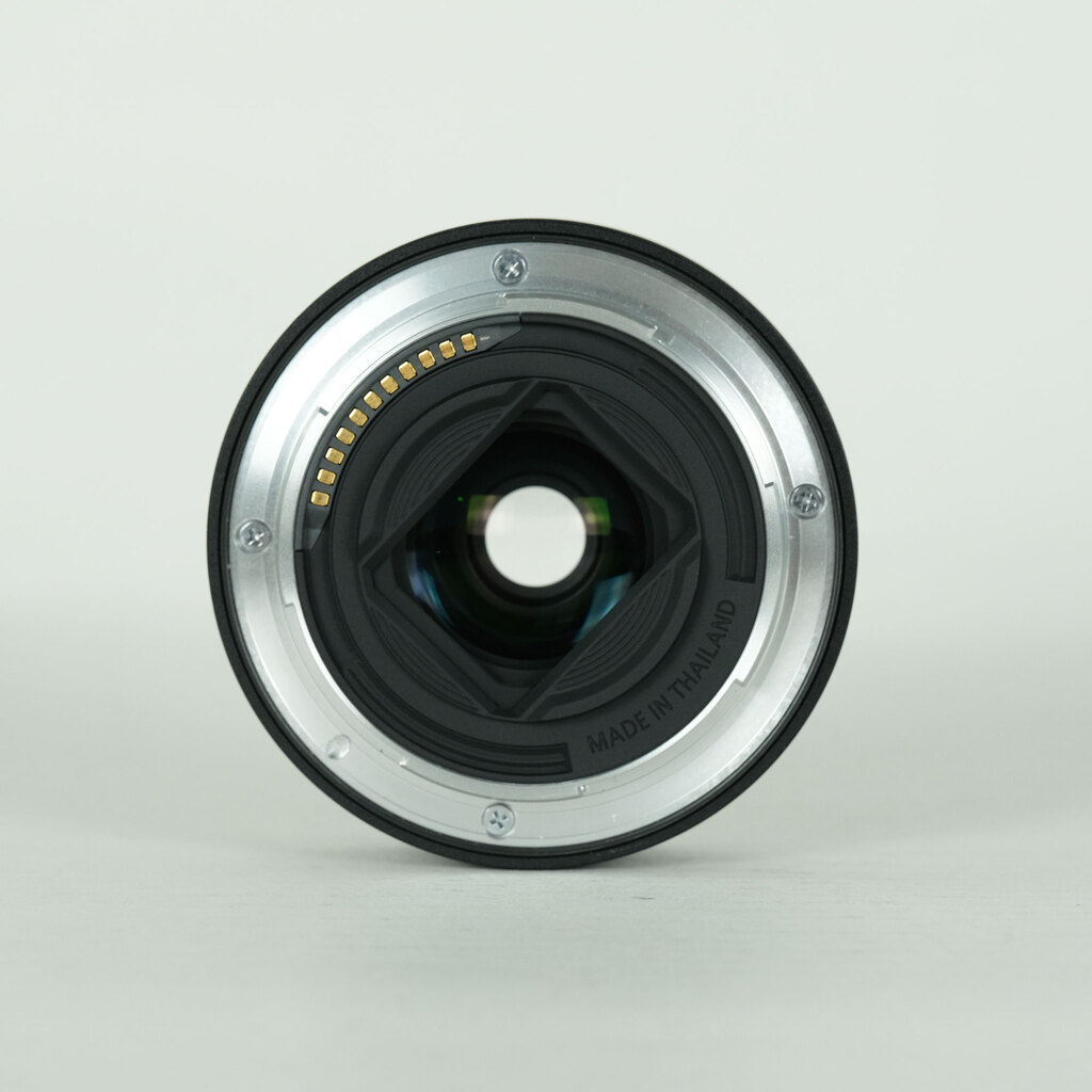 Nikon NIKKOR Z 26mm f/2.8 Nikon NIKKOR Z 26mm f/2.8