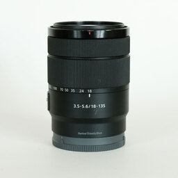 SONY E 18-135mm F3.5-5.6 OSS SEL18135