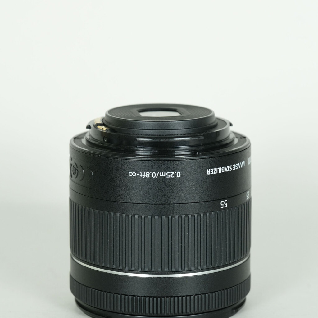 Canon EF-S18-55mm F4-5.6 IS STM