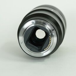 SONY FE 90mm F2.8 Macro G OSS SEL90M28G