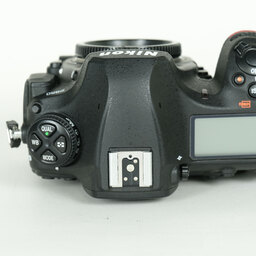 Nikon D850