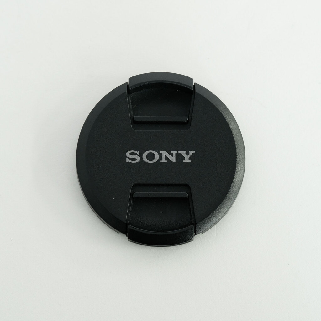 SONY E18-200mm F3.5-6.3 OSS LE SEL18200LE