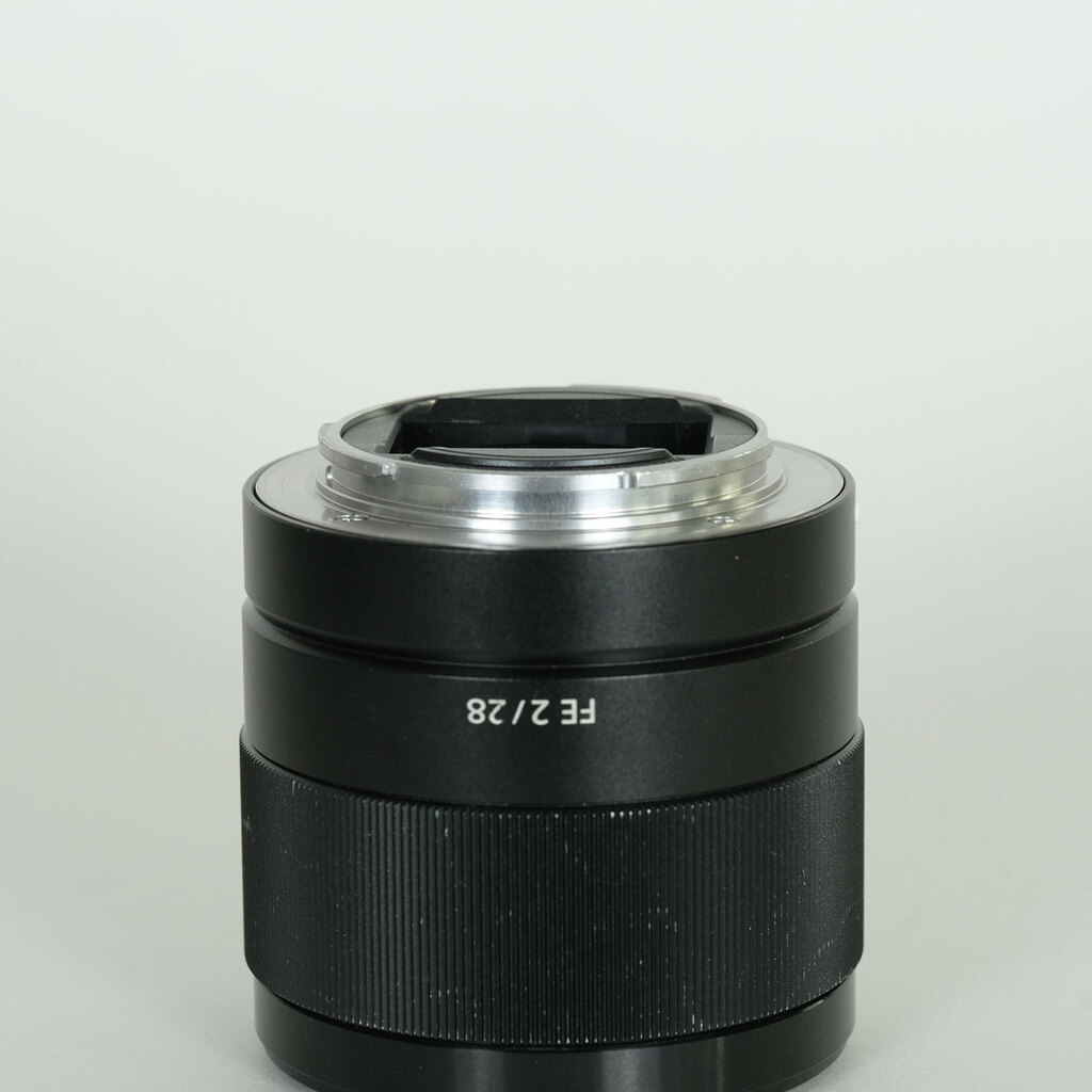 SONY FE 28mm F2 SEL28F20