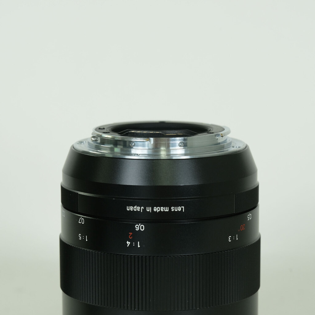 コシナ ツァイス Makro Planar T*2/100mm ZE