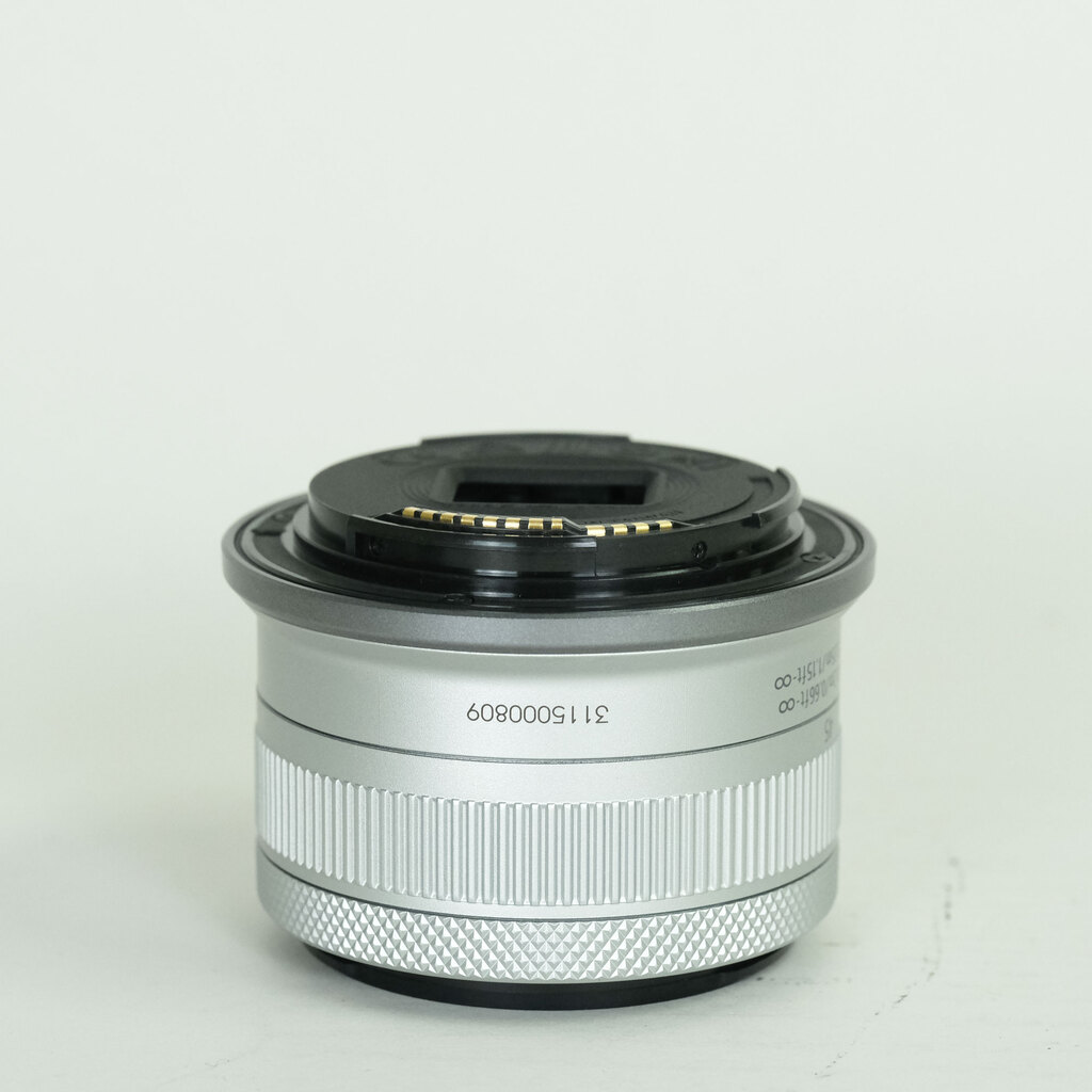 Canon RF-S 18-45mm F4.5-6.3 IS STM