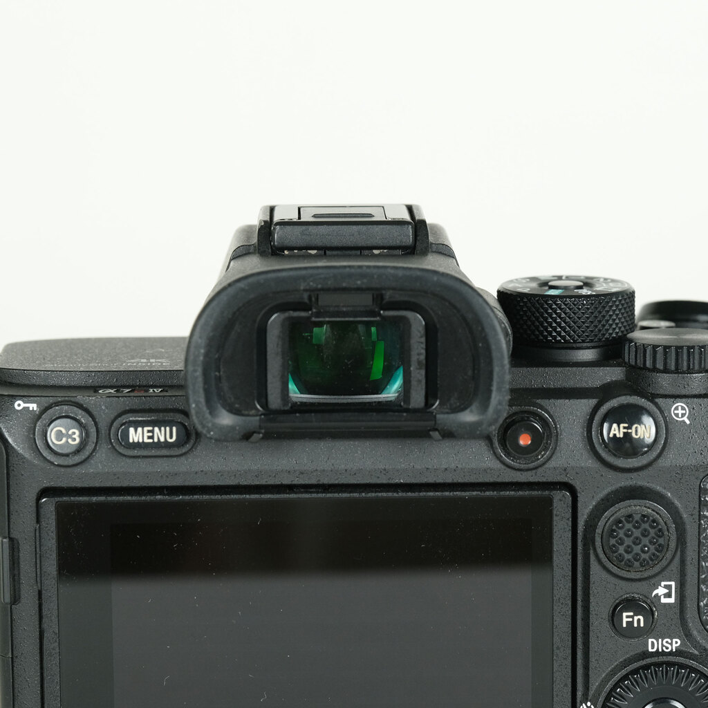 SONY α7R IV（ILCE-7RM4）の出品 | ONE SCENE（ワンシーン）