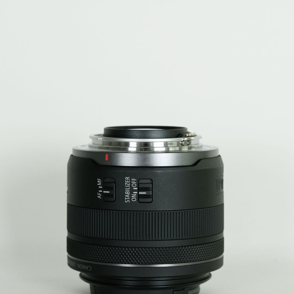 Canon RF35mm F1.8 MACRO IS STM