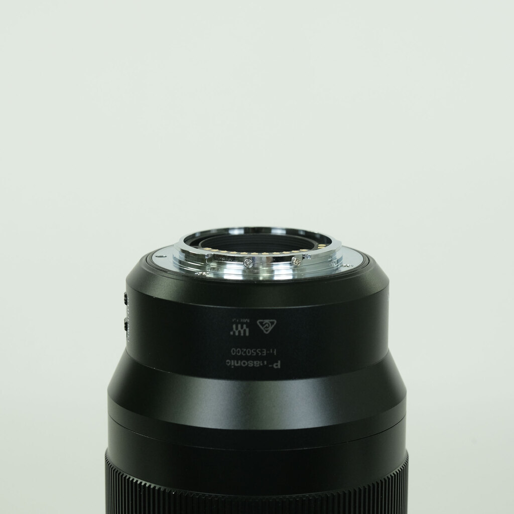 Panasonic LEICA DG VARIO-ELMARIT 50-200mm / F2.8-4.0 ASPH. / POWER O.I.S. Panasonic LEICA DG VARIO-ELMARIT 50-200mm / F2.8-4.0 ASPH. / POWER O.I.S.
