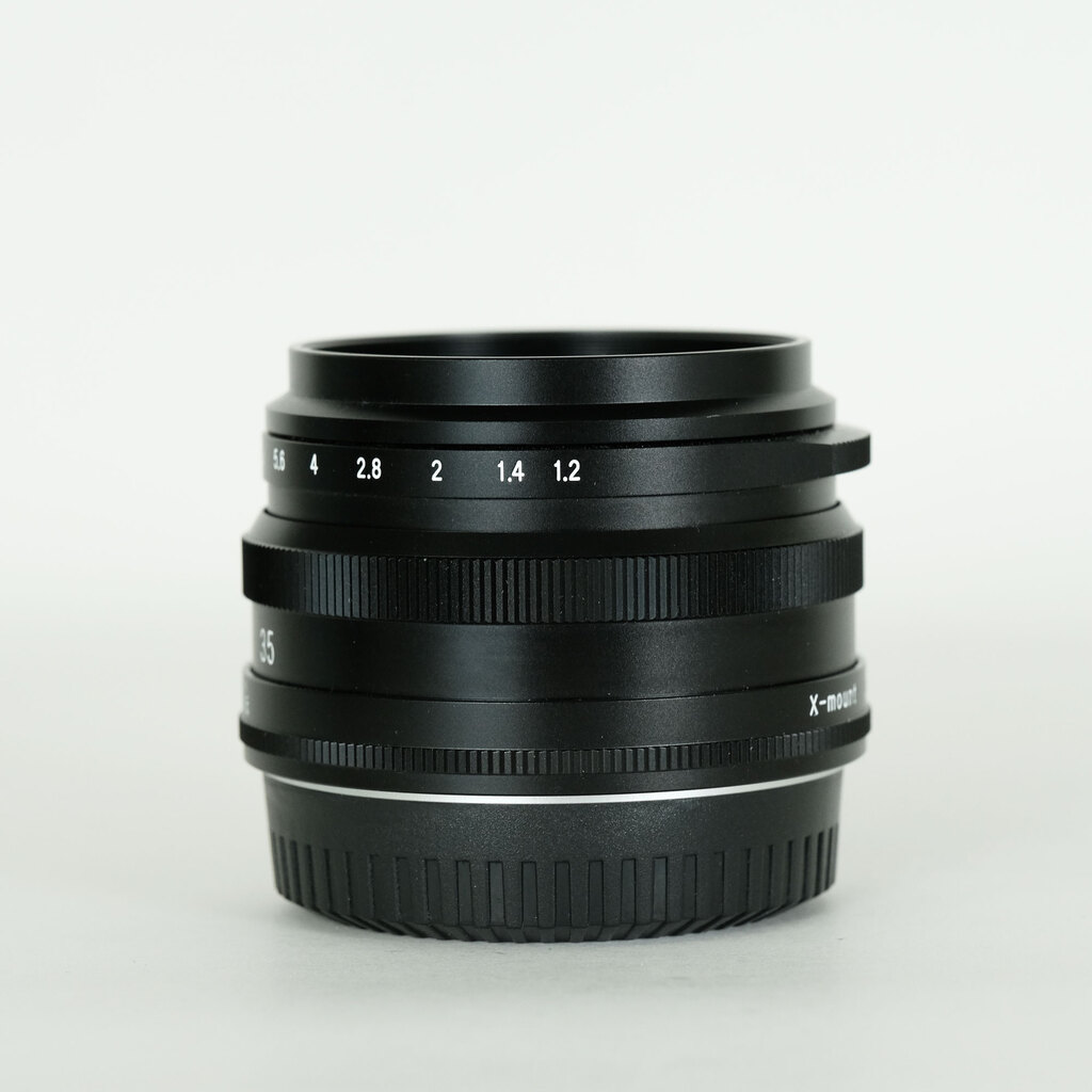 Voigtlander NOKTON 35mm F1.2 [フジフイルムX用]