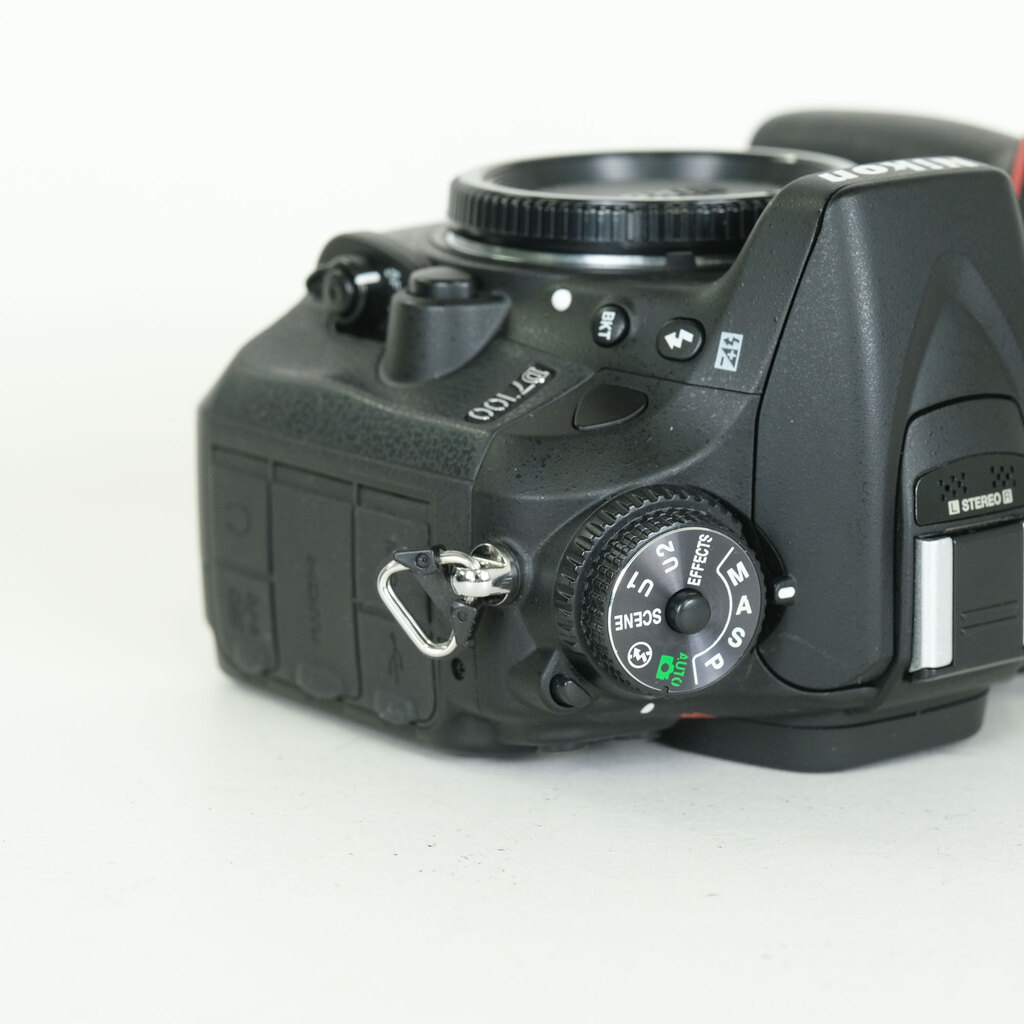 Nikon D7100 Nikon D7100