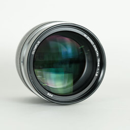 OLYMPUS M.ZUIKO DIGITAL ED 75mm F1.8