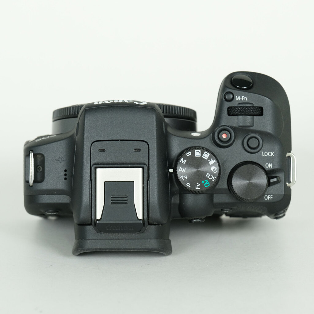 Canon EOS R10 Canon EOS R10
