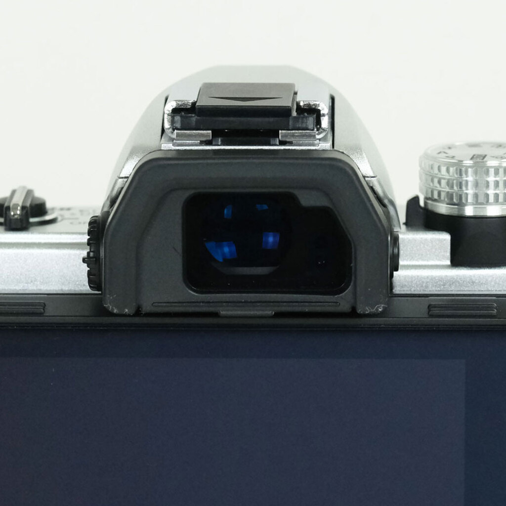 OLYMPUS OM-D E-M10 Mark II