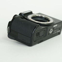 Panasonic LUMIX DC-G100 Panasonic LUMIX DC-G100