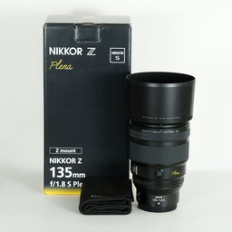 Nikon NIKKOR Z 135mm f/1.8 S Plena