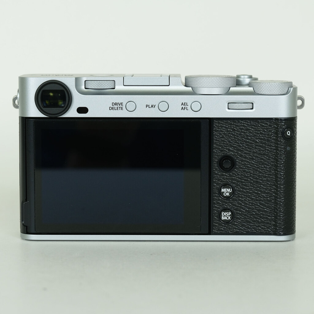 FUJIFILM X-E5