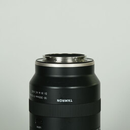 TAMRON 18-300mm F/3.5-6.3 Di III-A VC VXD (Model B061) [ソニーE用]