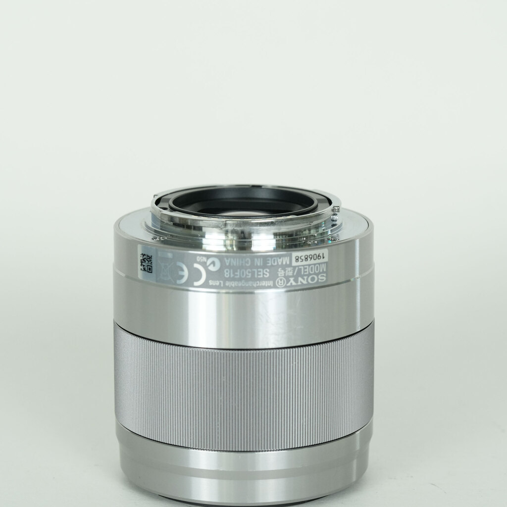 SONY E 50mm F1.8 OSS SEL50F18の出品 | ONE SCENE（ワンシーン）